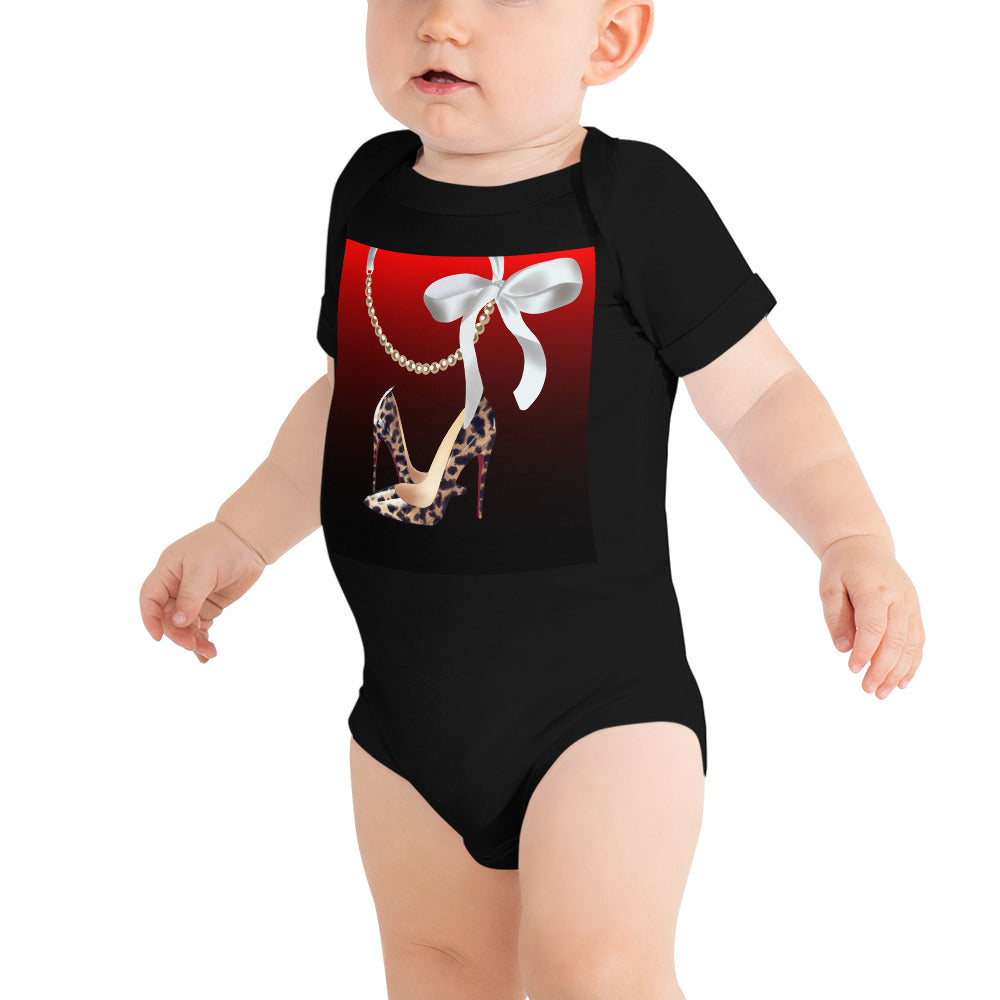 PEARL NECKLACE BABY T-Shirt - Fearless Confidence Coufeax™