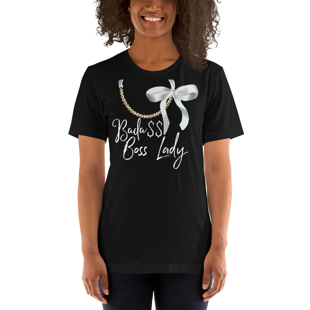 PEARL NECKLACE T-Shirt - Fearless Confidence Coufeax™