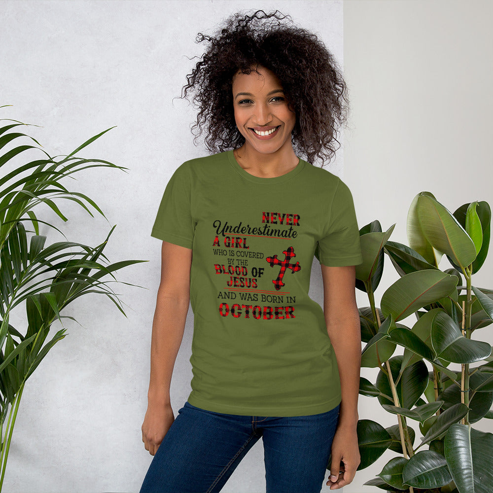 NEVER UNDERESTIMATE A GIRL BORN IN OCTOBERT-Shirt - Fearless Confidence Coufeax™